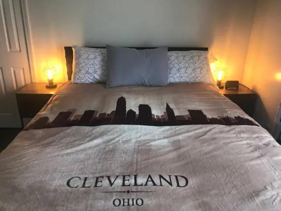 Uber Close To Ohio City, Cleveland Apartment Exterior foto